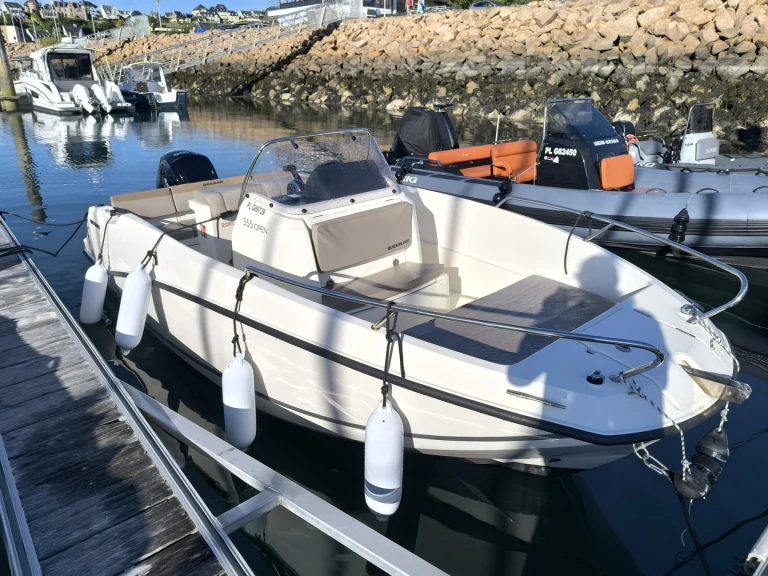 Wynajem łodzi Quicksilver Activ 555 Open w Trébeurden na SamBoat 