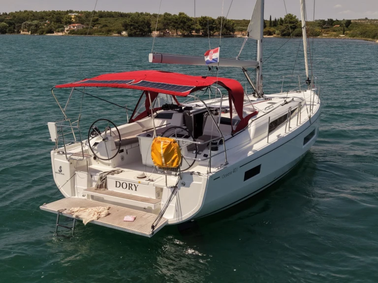 Wynajmij Żaglowiec z lub bez skippera Bénéteau w Pomer