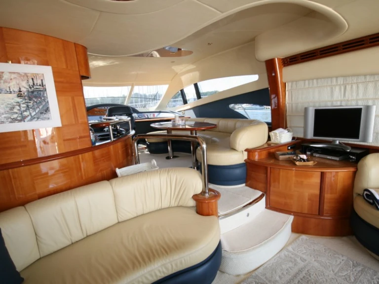 Wynajem Luksusowy jacht w Podstrana - Princess Princess 62 Fly