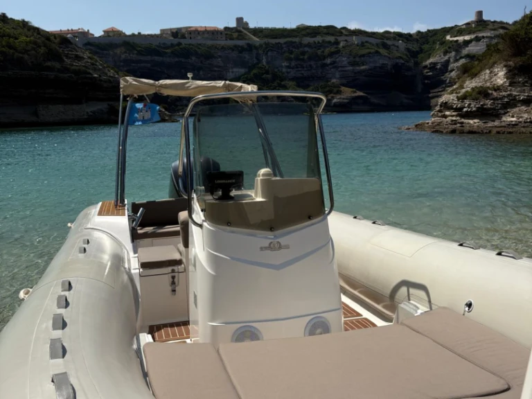 Wynajem w Bonifacio- Capelli Tempest 770 na SamBoat