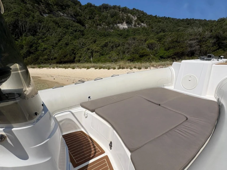 Wynajmij Capelli Tempest 770 w Bonifacio