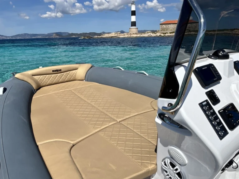 Wynajem łodzi Zodiac-NZO 760 BAMBI w Port d'Alcudia na SamBoat 