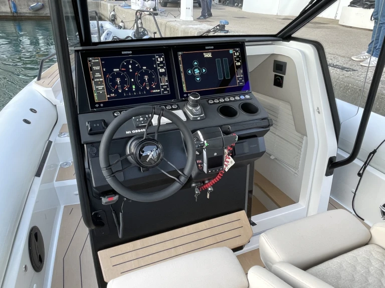 Wynajem łodzi Highfield ADV9 w La Trinité-sur-Mer na SamBoat 