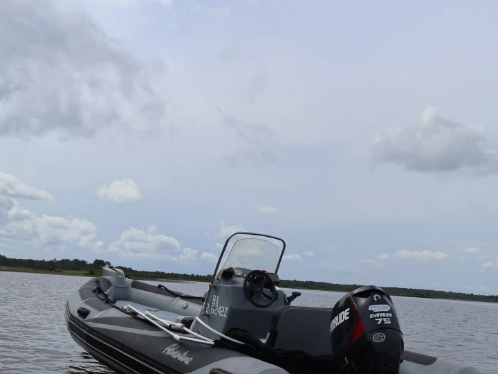 Wynajmij Adventure VESTA 550 w Francja