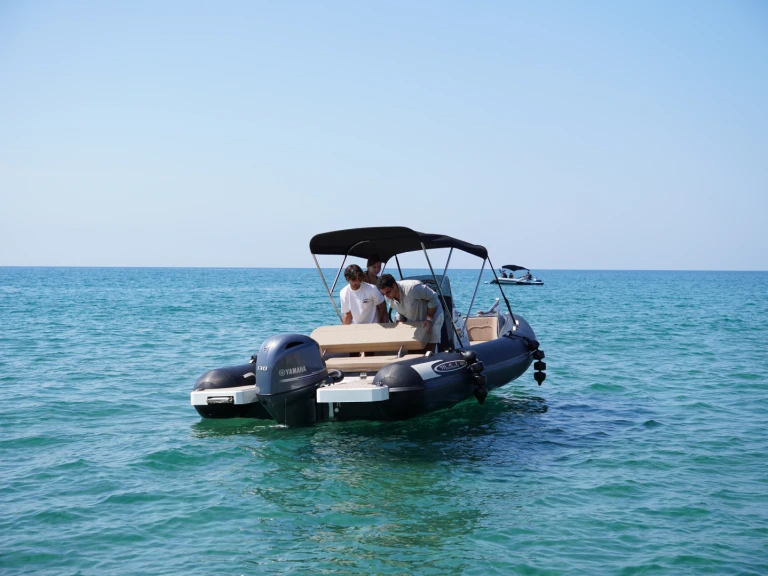 Wynajem Łódż półsztywna w Port de Sitges Aiguadolç - Maestrale Fun 650