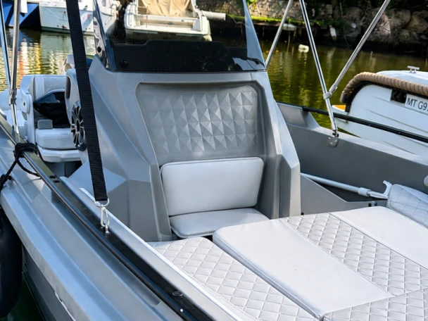 Wynajem w Mandelieu-la-Napoule- ROTO Hydra 460 na SamBoat