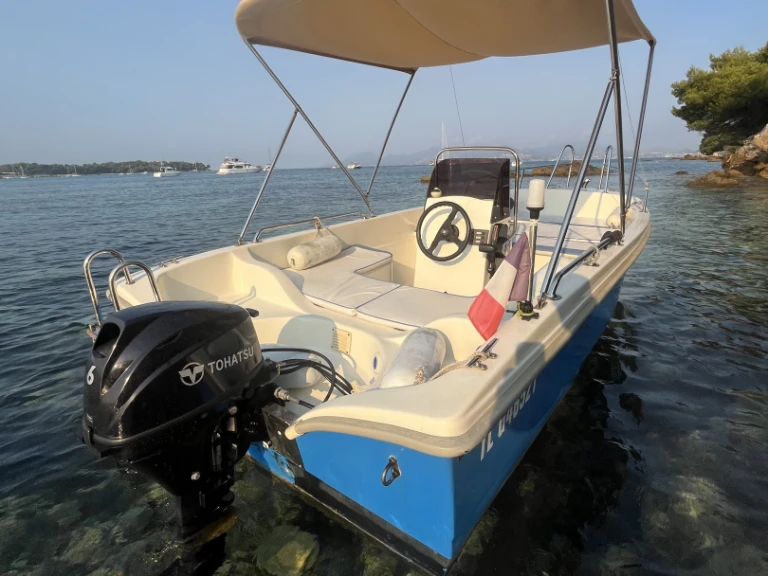Wynajem Motorówka w Cannes - SAFTER Marine Safter
