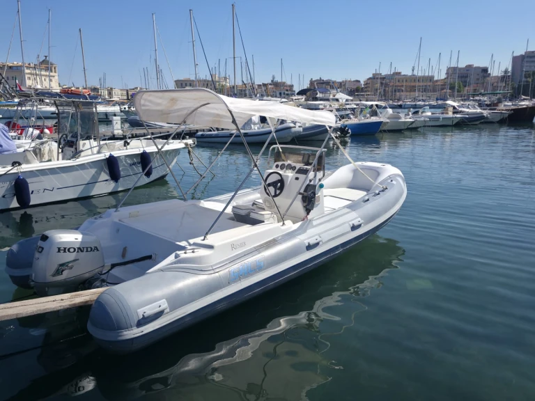 Wynajem łodzi Siracusa tanio Sacs S 565