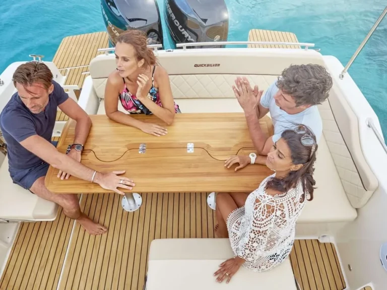 Wynajem Motorówka w Marsylia - Quicksilver Activ 875 Sundeck