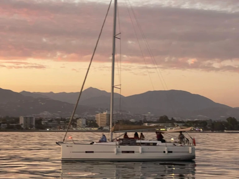 Wynajem łodzi Puerto Banús tanio Dufour 410 Grand Large