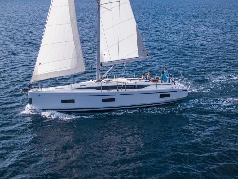 Wynajmij Bavaria Bavaria C42 w Murter-Kornati