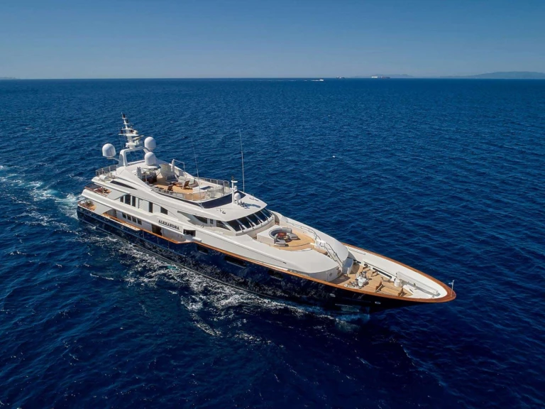 Wynajmij Luksusowy jacht z lub bez skippera Benetti w Piraeus