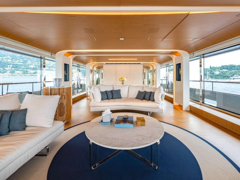 Wynajmij Luksusowy jacht z lub bez skippera Benetti w Monako