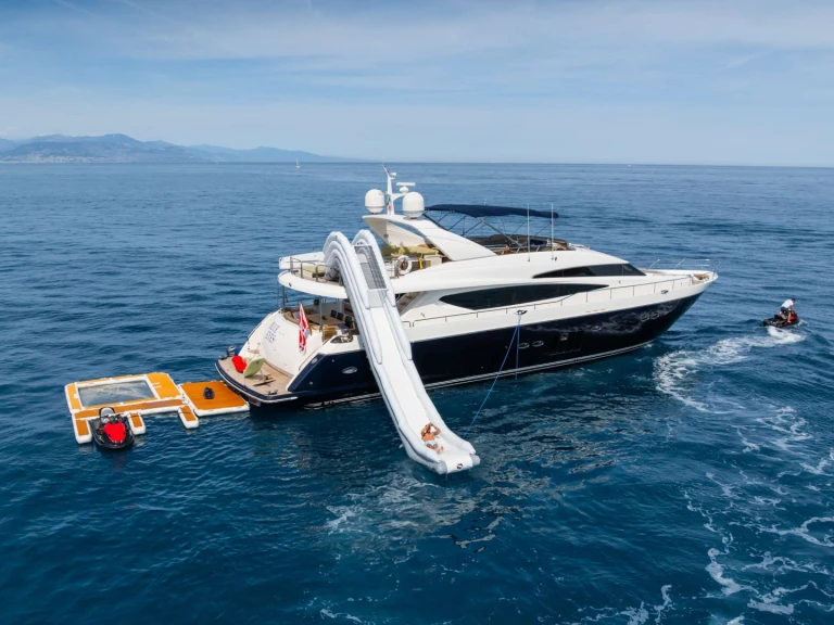 Wynajmij Luksusowy jacht z lub bez skippera Princess, UK w Antibes