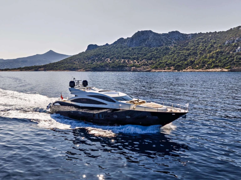 Wynajem Luksusowy jacht Sunseeker z patentem 