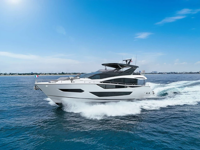 Wynajmij Luksusowy jacht z lub bez skippera Sunseeker w Bahamy