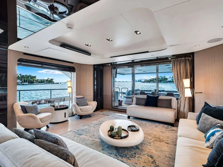 Wynajem w Coconut Grove- Azimut Cloud 9 na SamBoat