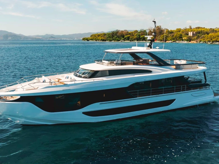 Wynajmij Azimut First Horizon w Podstrana