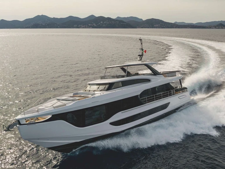Wynajem Luksusowy jacht w Podstrana - Azimut First Horizon