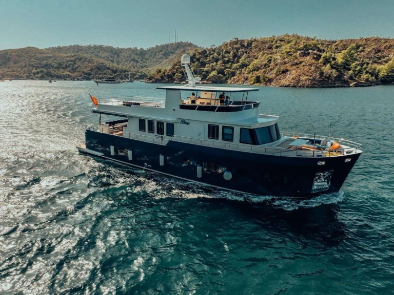 Wynajmij Custom BELUGA w Fethiye