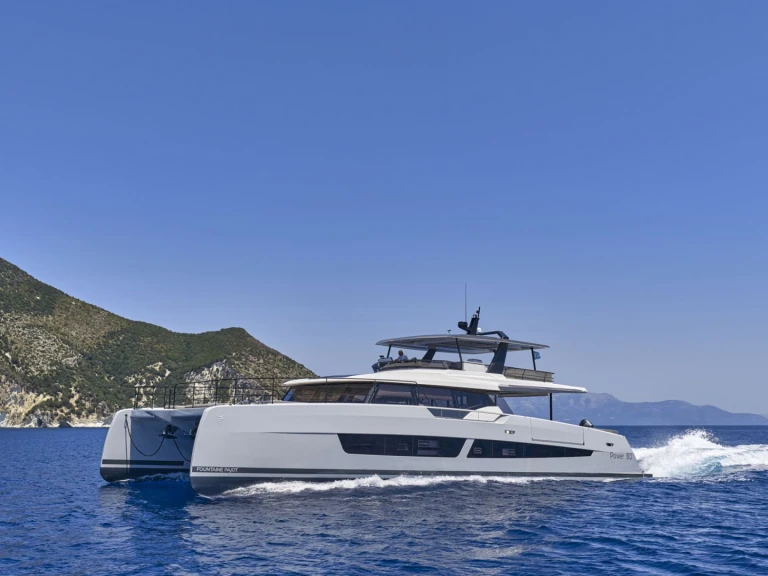 Wynajmij Fountaine Pajot CHRISTAL MIO 80  w Ateny