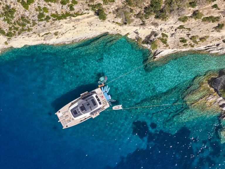 Wynajem Luksusowy jacht w Ateny - Fountaine Pajot CHRISTAL MIO 80 