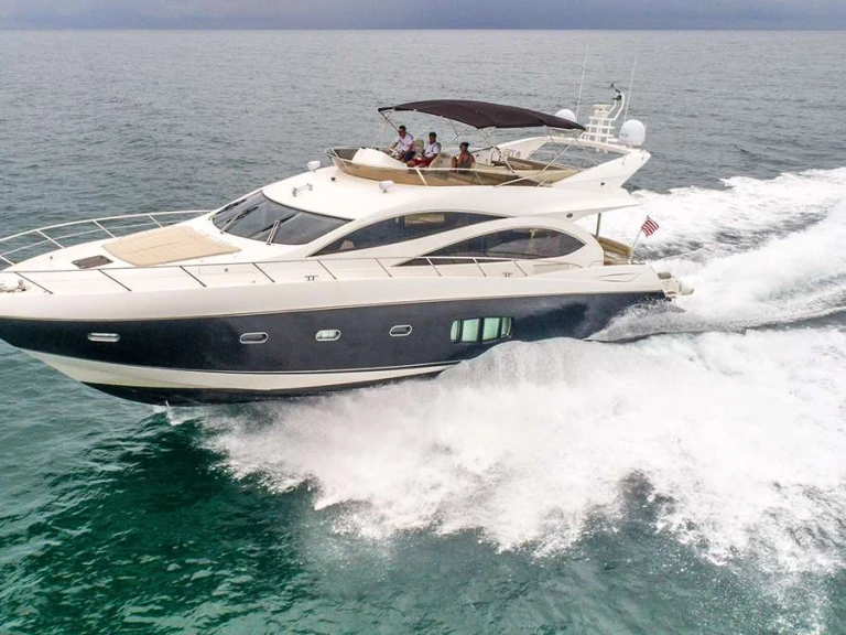 Wynajem Luksusowy jacht w Bahamy - Sunseeker TWINS
