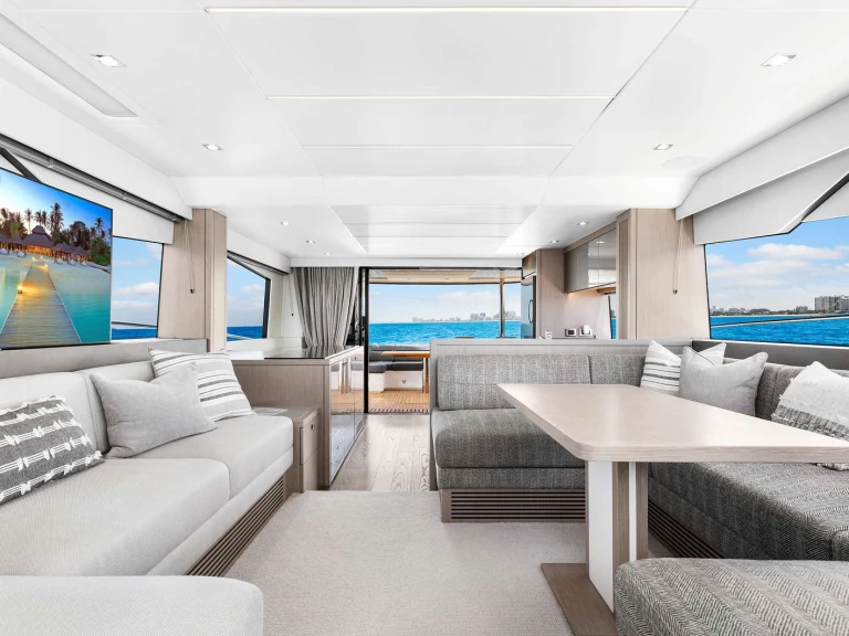 Wynajmij Sunseeker Done Deal w Bahamy