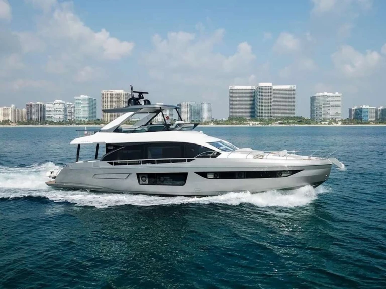 Wynajem łodzi Azimut Spysea w Miami na SamBoat 