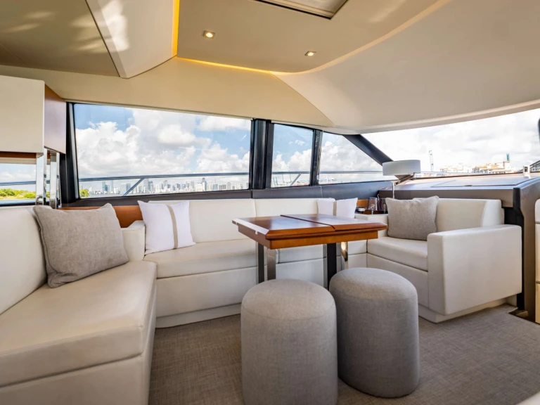 Wynajem Luksusowy jacht w Bahamy - Prestige Yachts Whisky and Waves