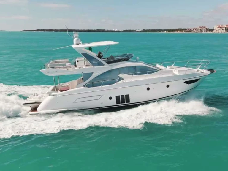 Wynajmij Luksusowy jacht z lub bez skippera Azimut w Miami