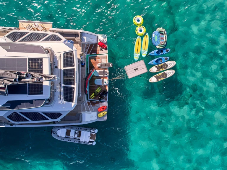 Wynajem Luksusowy jacht w Nea Peramos - Fountaine Pajot ALOIA  80