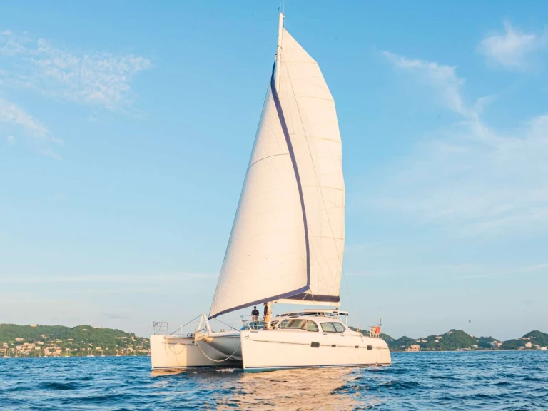 Wynajmij Luksusowy jacht z lub bez skippera PRIVILEGE ALLIAURA MARINE GROUP w Rodney Bay