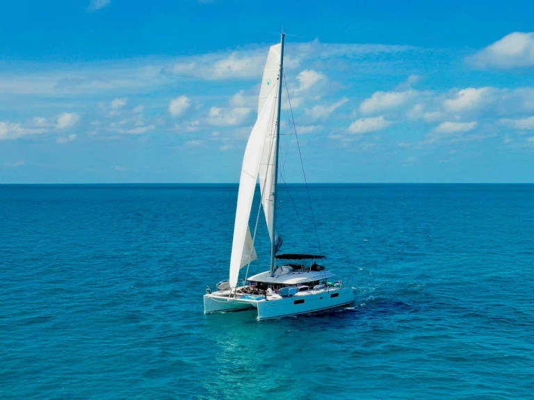 Wynajmij Luksusowy jacht z lub bez skippera Lagoon w Nassau