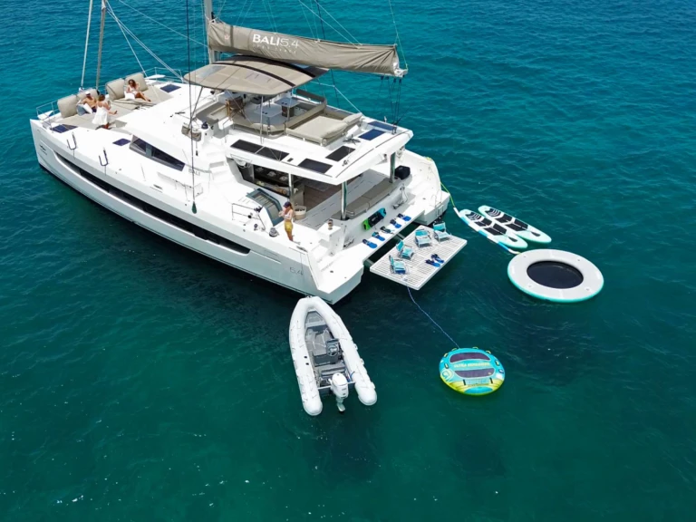 Wynajem łodzi Saint Thomas Island tanio Escapade