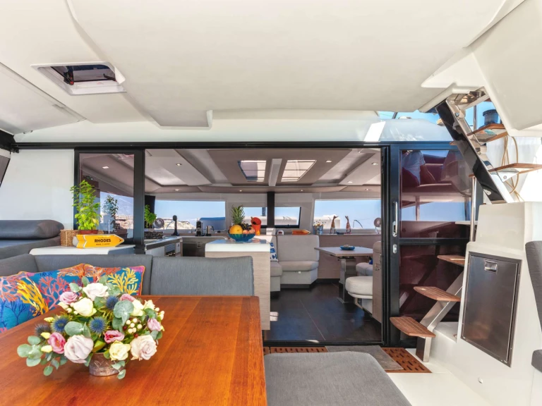 Wynajmij Luksusowy jacht z lub bez skippera Fountaine Pajot w Rodos
