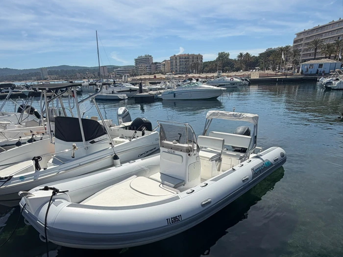 Wynajem łodzi Capelli Tempest 630 w Le Lavandou na SamBoat 