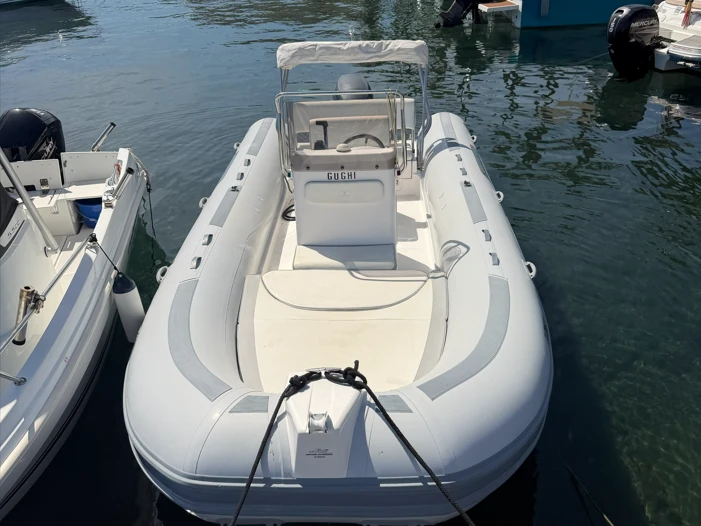 Wynajem łodzi Le Lavandou tanio Tempest 630