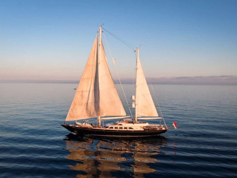 Wynajem Luksusowy jacht Perini Navi z patentem 
