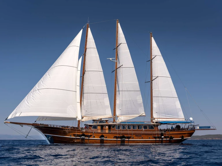 Wynajem Luksusowy jacht w Piraeus - Custom Gulet-Motor Sailor THALASSA