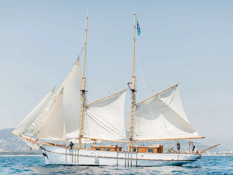 Wynajem Luksusowy jacht Schooner z patentem 