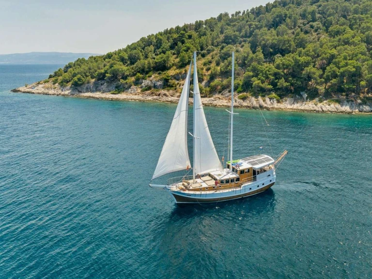 Wynajem w Kastel Gomilica- Custom SOLE na SamBoat