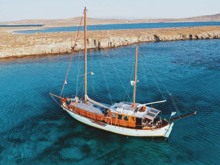 Wynajmij Psaros Shipyard SEATZEN w Mykonos (wyspa)