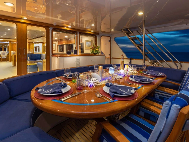 Wynajem w Newport- NQEA Yachts Jack Hargrave design RENA na SamBoat