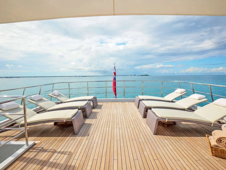 Wynajmij Luksusowy jacht z lub bez skippera Feadship w Nassau