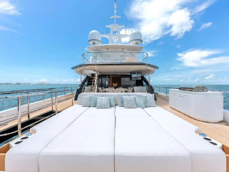 Wynajem Luksusowy jacht w Miami - Azimut Tycoon