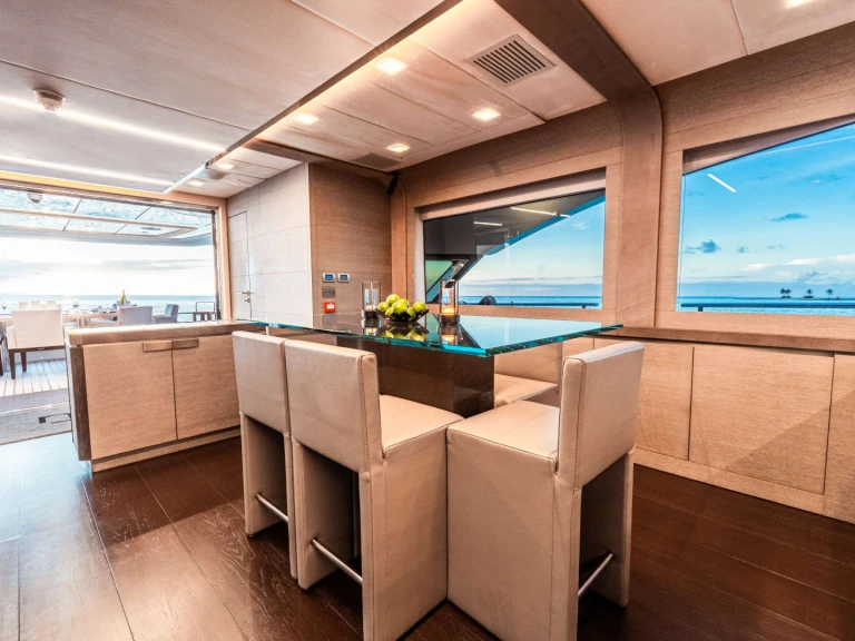 Wynajmij MonteCarloYachts CIELO NERO w Bahamy