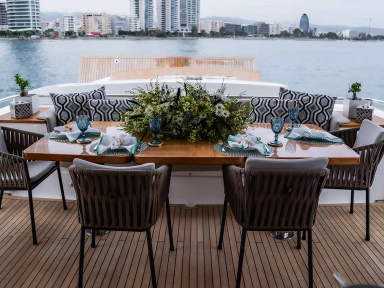 Wynajem w Palaio Faliro- Princess, UK ANKA na SamBoat
