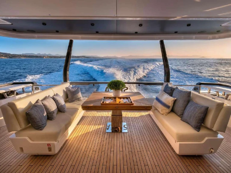 Wynajem w Ateny- Ferretti IANASSA na SamBoat