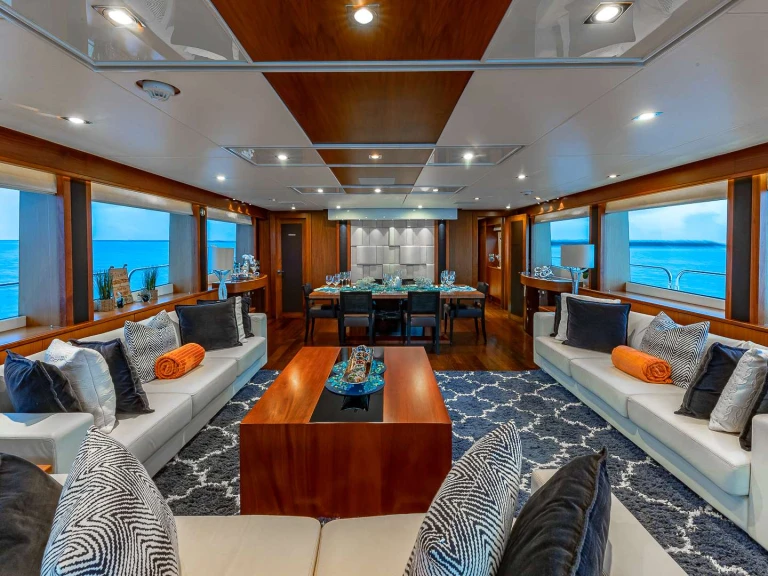 Wynajem Luksusowy jacht Sunseeker z patentem 